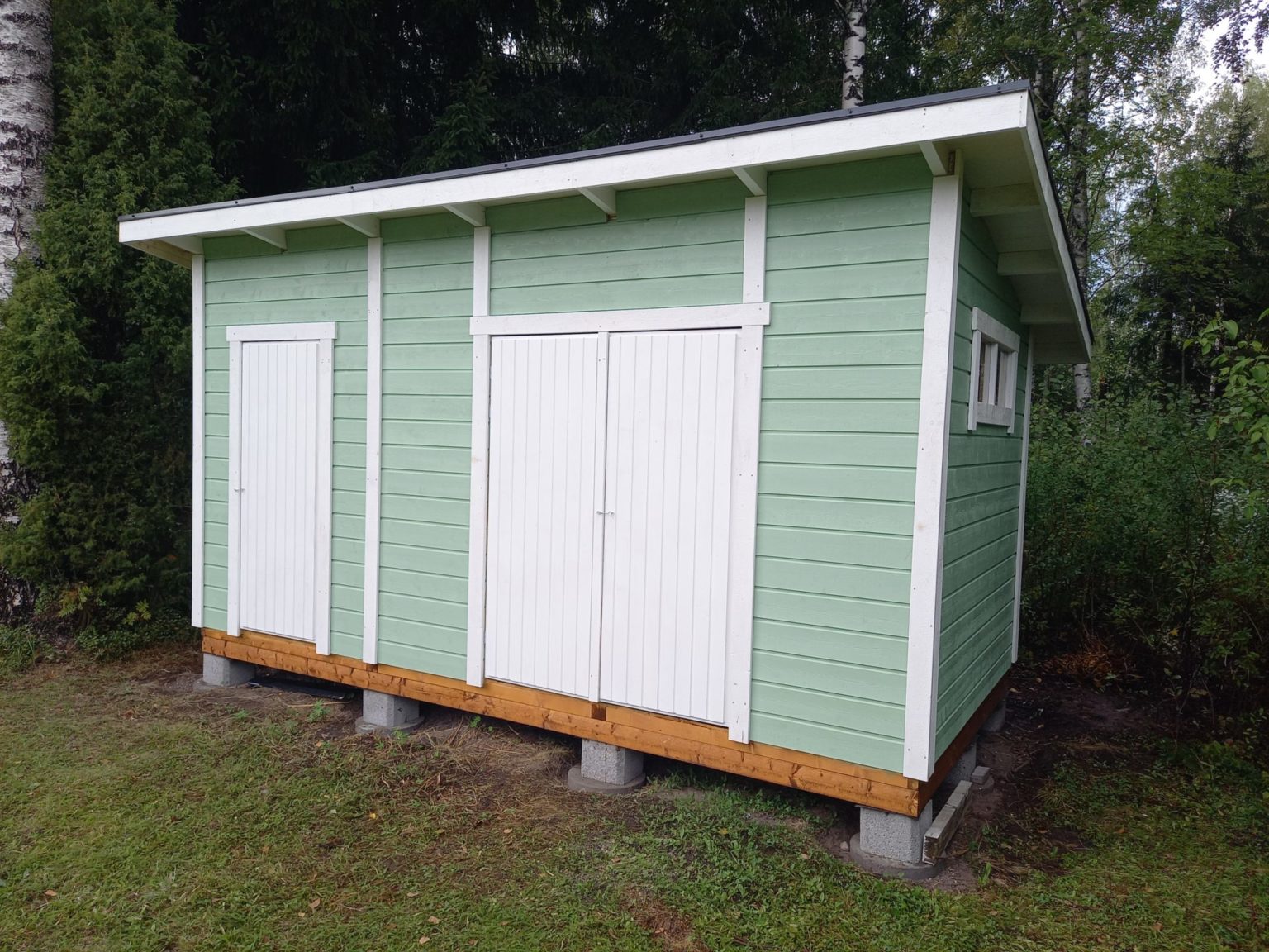 Pulpetti ESKO Pihavarasto 9,9 m² | Finnpeak